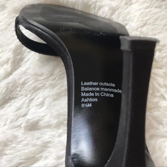 Bundle 4/ $20 🔥
Alfani sandals Heels - Picture 8 of 8